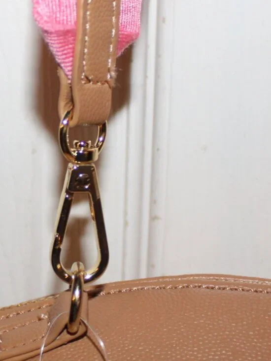 NWT Betsey Johnson Football shaped Kitsch Crossbody Bag with accessories CUTE! - Picture 9 of 9